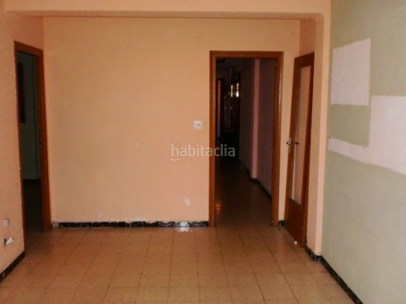 Foto ea2a78b4-5468-460f-aace-039cb85164bd. Pis a Centre Reus