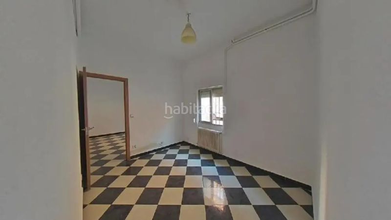 Foto c7bd0423-d794-4c08-b667-ac2c2ae8d151. Pis a Numancia Madrid