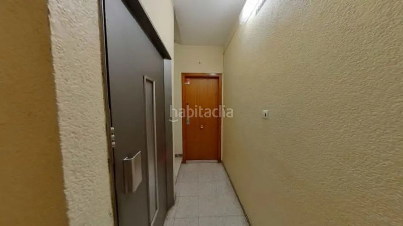 Foto c17cfde5-31d8-4c61-8cdf-7094a030e1d4. Pis a Vilapicina - Torre Llobeta Barcelona
