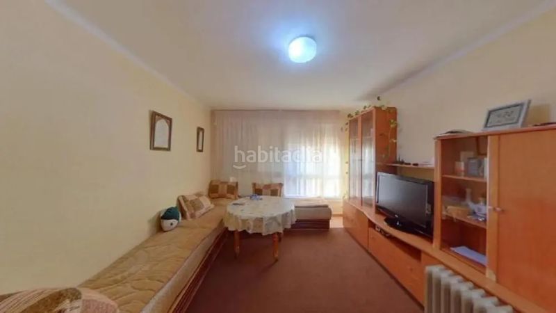 Foto d67c7eeb-1b7c-4608-aa27-852c30b08a50. Pis a Peramàs Mataró