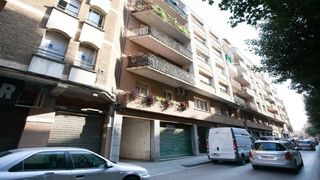 Appartamento  Carrer d'àngel guimerà. Salt, (gerona). en rentabilidad (se vende alquilado, no se puede