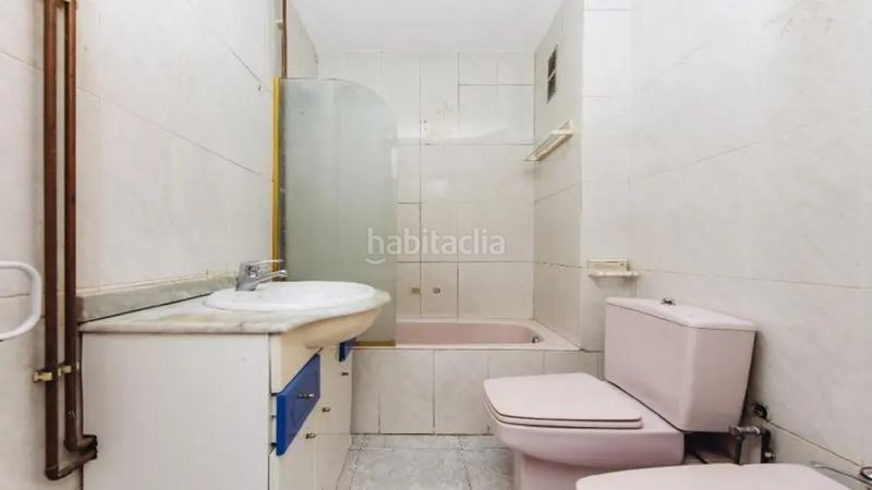 Foto 5dc45535-9f25-4409-b844-ecd5ed727b14. Piso , (barcelona). en rentabilidad (se vende alquilado, no se puede visitar ni hipotecar). en Granollers