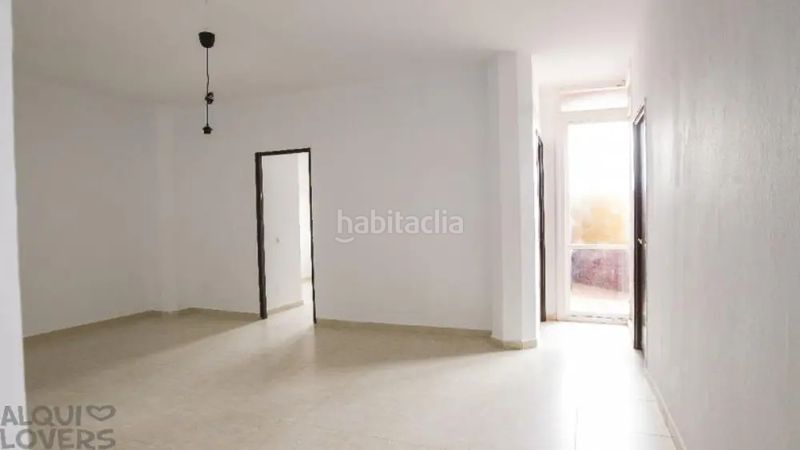 Foto d35d16f8-299e-47d9-8fb9-f51632de4c9e. Pis a Mestral Reus