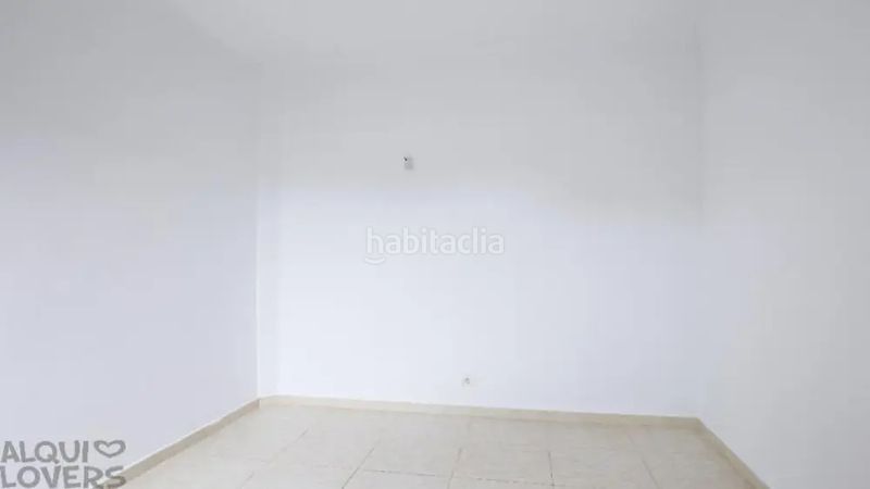 Foto f9f1b0e0-7e62-4e1f-822a-b43653aa3802. Pis a Mestral Reus