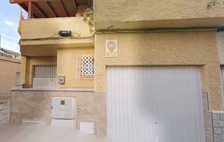 Casa  Calle río besos. Cartagena, (murcia). en rentabilidad (se vende alquilado, no se