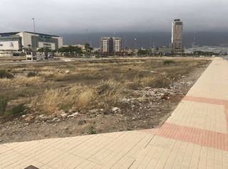 Terreny residencial a Calle Álvaro de Bazán