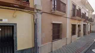 Aparcament cotxe  Calle lope de vega. Dos hermanas, (sevilla). sin posesión “ocupado” (no se puede vis