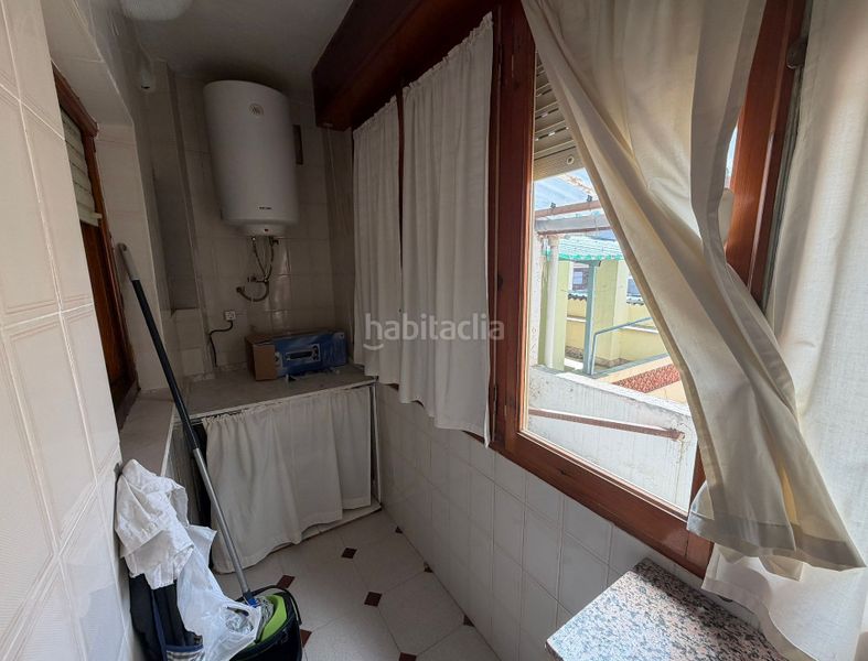 Foto f8cc2121-56a7-4a7d-803a-36c1b3653d56. Casa a Castalla