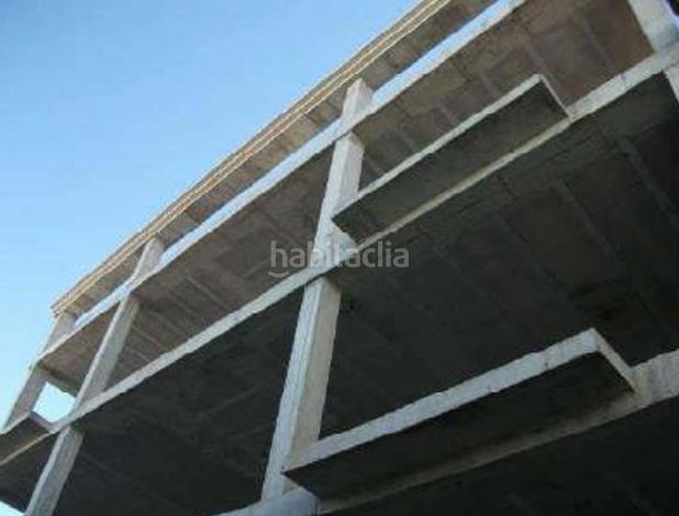Foto 35628ab2-b216-4d15-b9f7-d426330a6841. Edificio activo bancario en Enguera