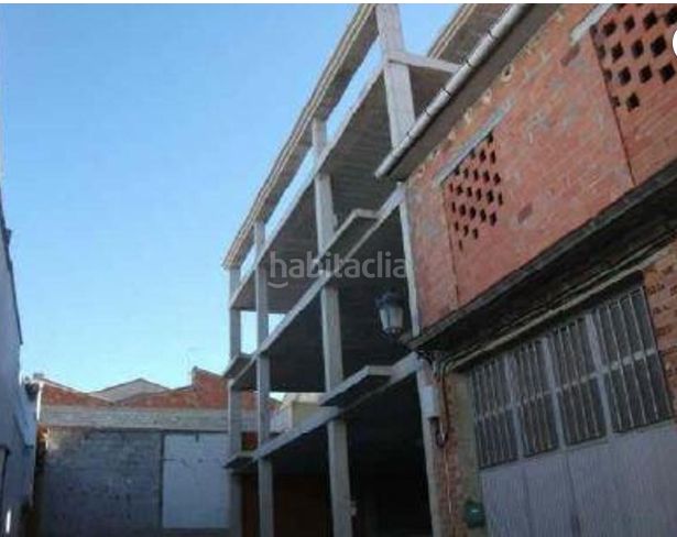 Foto a7bd4320-36bf-4302-967e-82ffdf0f38b9. Edificio activo bancario en Enguera