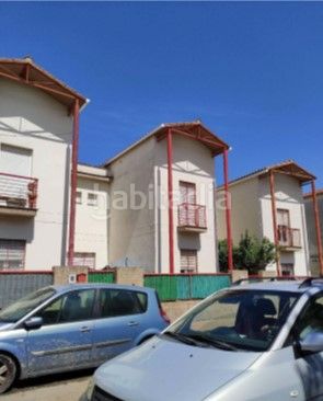 Foto c8b6b2af-bf78-437b-9551-276a162b9458. Casa adossada a Cerro de Reyes Badajoz