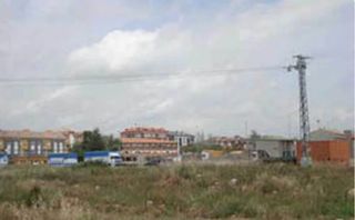 Rural plot in Madrigal. Procedente de banco