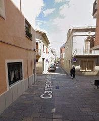 Pis  Carrer del dos de maig. Sant cugat del valles (barcelona). "okupado" (no se puede visita