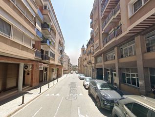Flat  Carrer del bruc. Manresa (barcelona). "okupado" (no se puede visitar ni hipotecar