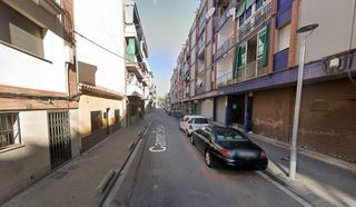 Pis  Carrer sèquia. Canovelles (barcelona). "okupado" (no se puede visitar ni hipote