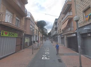 Pis  Passeig de la salut. Badalona (barcelona). "okupado" (no se puede visitar ni hipoteca