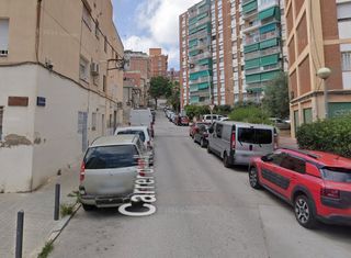 Pis  Carrer de la muntanya. Badalona (barcelona). "okupado" (no se puede visitar ni hipoteca