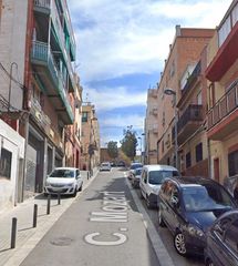 Pis  Carrer de mozart. Badalona (barcelona). sin posesión “ocupado” (no se puede visita