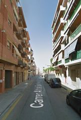 Pis  Carrer alt de sant pere. Torredembarra (tarragona). sin posesión “ocupado” (no se puede v
