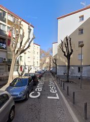 Pis  Carrer santa joana lestonnac. Badalona (barcelona). "okupado" (no se puede visitar ni hipoteca