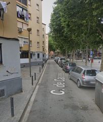 Pis  Calle de cáceres. Badalona (barcelona). "okupado" (no se puede visitar ni hipoteca