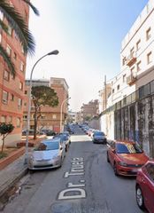 Flat  Carrer del doctor trueta. Badalona (barcelona). "okupado" (no se puede visitar ni hipoteca