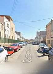 Pis  Carrer de sardenya. Terrassa (barcelona). sin posesión “ocupado” (no se puede visita