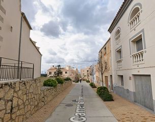 Casa  Carrer la torre. Els garidells (tarragona). sin posesión “ocupado” (no se puede v