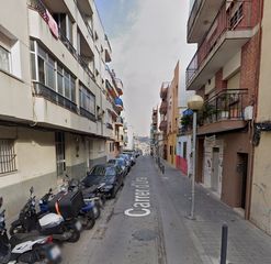 Pis  Carrer d'urà. Badalona (barcelona). "okupado" (no se puede visitar ni hipoteca