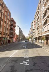 Etagenwohnung  Avinguda d'alfons xiii. Badalona (barcelona). "okupado" (no se puede visitar ni hipoteca