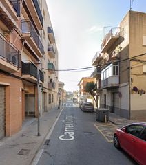 Pis  Carrer congost. Canovelles (barcelona). "okupado" (no se puede visitar ni hipote