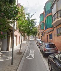 Flat  Carrer de la democràcia. Badalona (barcelona). "okupado" (no se puede visitar ni hipoteca