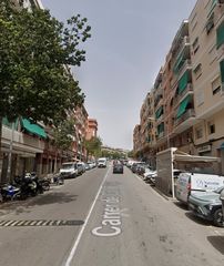Pis  Carrer de coll i pujol. Badalona (barcelona). "okupado" (no se puede visitar ni hipoteca
