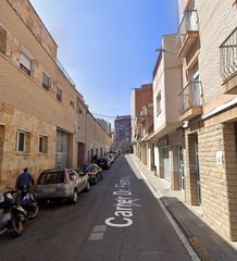 Pis  Carrer de terol. Santa margarida de montbui (barcelona). "okupado" (no se puede v