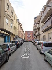 Flat  Carrer de julián gayarre. Badalona (barcelona). "okupado" (no se puede visitar ni hipoteca