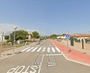 Chalet  Carrer cami dels muntanyesos. El pla de santa maria (tarragona). sin posesión “ocupado” (no se
