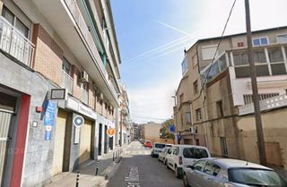 Appartamento  Carrer monturiol. Ripollet (barcelona). sin posesión “ocupado” (no se puede visita