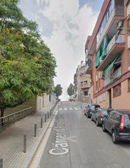 Piso  Carrer d'àngel guimerà. Santa coloma de gramenet (barcelona). sin posesión “ocupado” (no