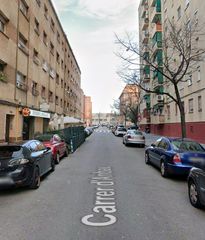 Pis  Carrer d'aribau. Sabadell (barcelona). "okupado" (no se puede visitar ni hipoteca