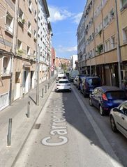 Pis  Carrer de borrell. Mollet del valles (barcelona). "okupado" (no se puede visitar ni
