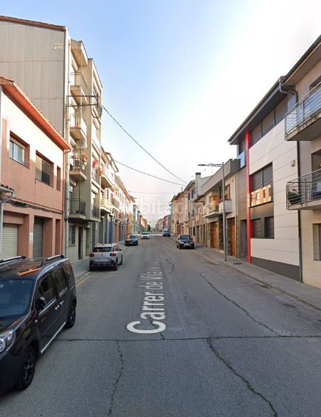 Foto 93342c12-fa65-464e-952b-2aa8de57951c. Pis a Manlleu