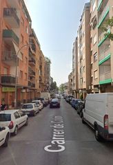 Flat  Carrer de colom. Terrassa (barcelona). "okupado" (no se puede visitar ni hipoteca