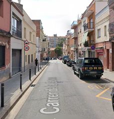 Flat  Carrer de la gatassa. Mataró (barcelona). "okupado" (no se puede visitar ni hipotecar)