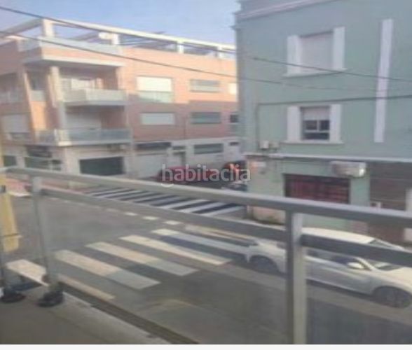 Foto 69886cd5-ff46-455c-b152-d7fd8a8ae031. Pis a Avenida de Abril-9 de Octubre Sagunt