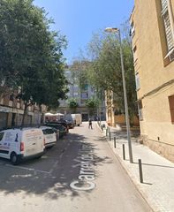 Pis  Carrer del llorer. L'hospitalet de llobregat (barcelona). "okupado" (no se puede vi
