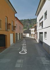 Haus  Carrer de la ciutadella. Sant hipòlita de voltregà (barcelona). sin posesión “ocupado” (n