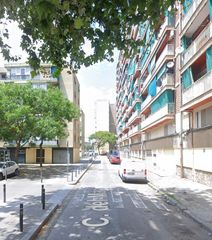 Flat  Carrer d'occident. Sant adrià de besos (barcelona). "okupado" (no se puede visitar