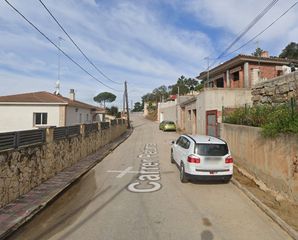 Chalet  Carrer petúnia. Vidreres (girona). sin posesión “ocupado” (no se puede visitar n