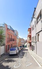 Flat  Carrer germana vicenta berny. Mataró (barcelona). "okupado" (no se puede visitar ni hipotecar)