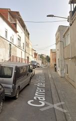 Casa  Carrer de la valira baixa. Sabadell (barcelona). "okupado" (no se puede visitar ni hipoteca